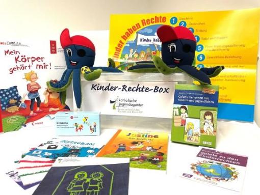 2021-11-16-KJA-Koeln-Kinder-Rechte-Box_web.jpg_1819180723